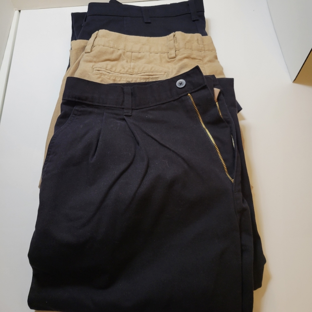 Mixed brand & size lot of men's slacks